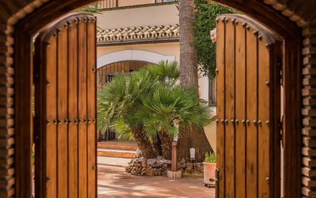 The Residence by Beach House Marbella