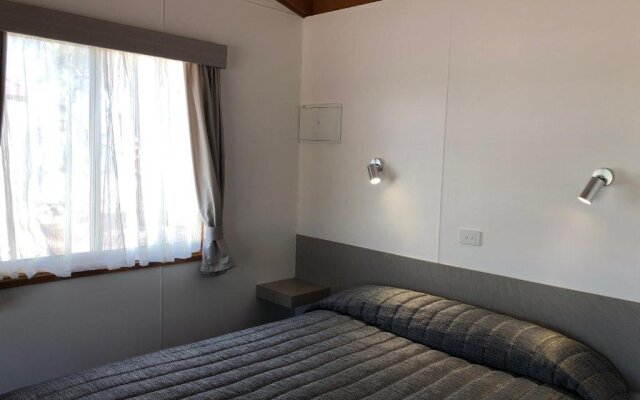 Cobar Caravan Park