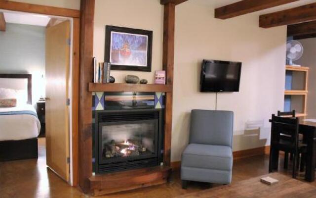 Whiskey Landing #211 Ocean's Edge by Natural Elements Vacation Rentals