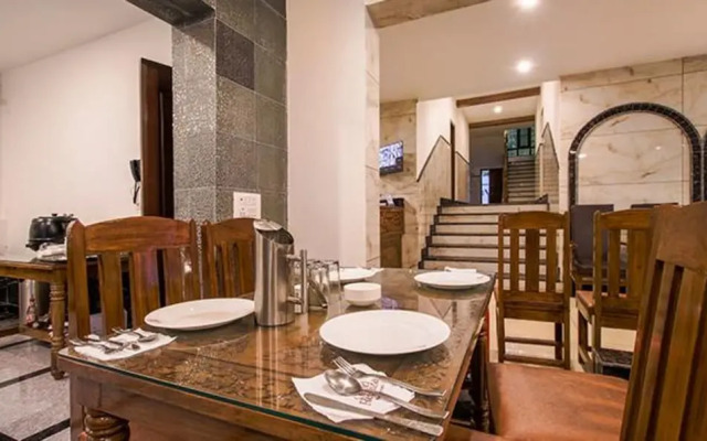 Fabhotel Prime Grand Ali