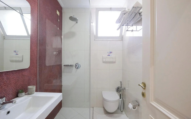Golden City Hotel, Tirana