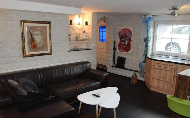 Bewitching Apartment With Garden and Terrace