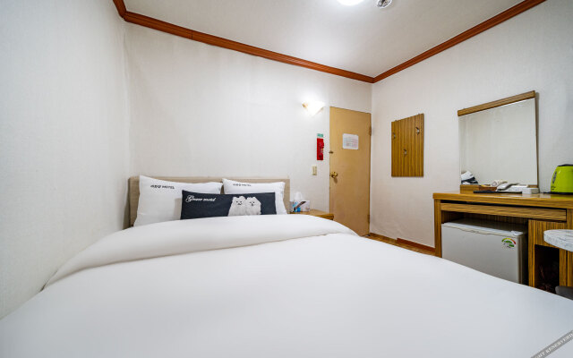 Achasan Station Ihwa