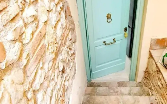 Letizia Lake House Panoramic View