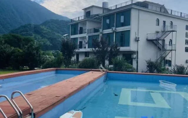 Lushan Xihai Qigu Homestay (Lushan Xihai Branch) – Pool – Jiujiang