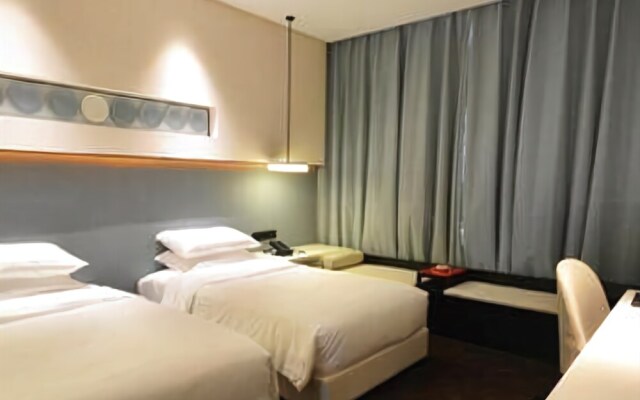 East Select Hotel