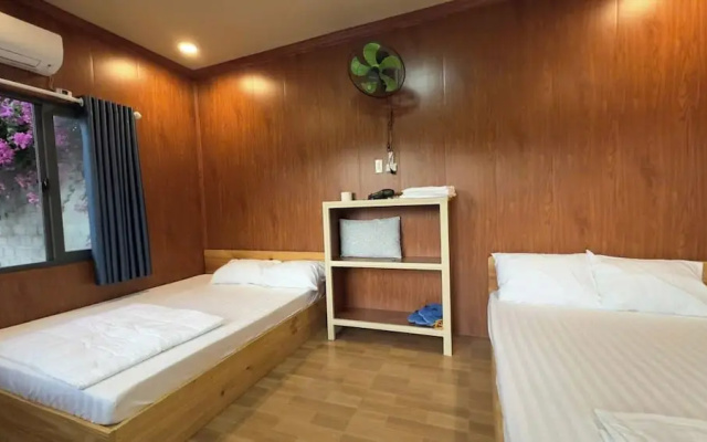 Homestay Thuy Thu – Guest Rooms – Cam Ranh