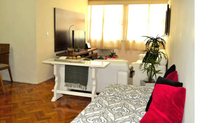 Ataúlfo 702 Estadia Carioca