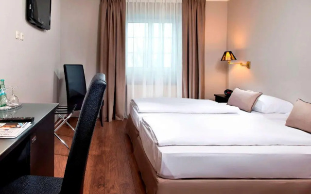 TRYP by Wyndham Munich North