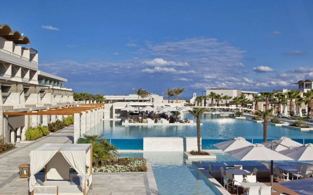 Avra Imperial Hotel