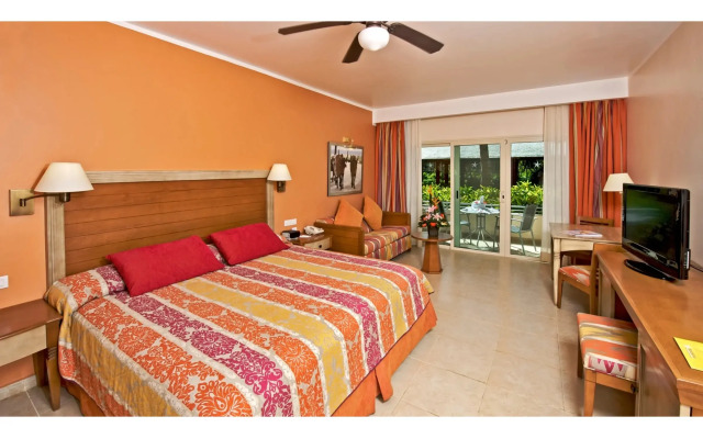 Iberostar Waves Punta Cana