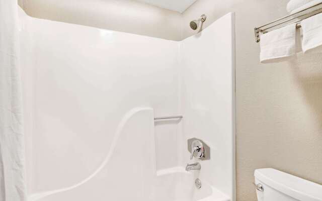 Super 8 by Wyndham Lakeland