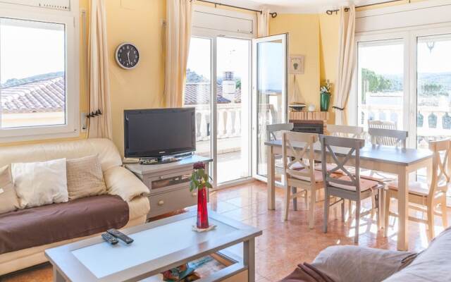 Lovely Villa in L'Escala Costa Brava with private Swimming Pool