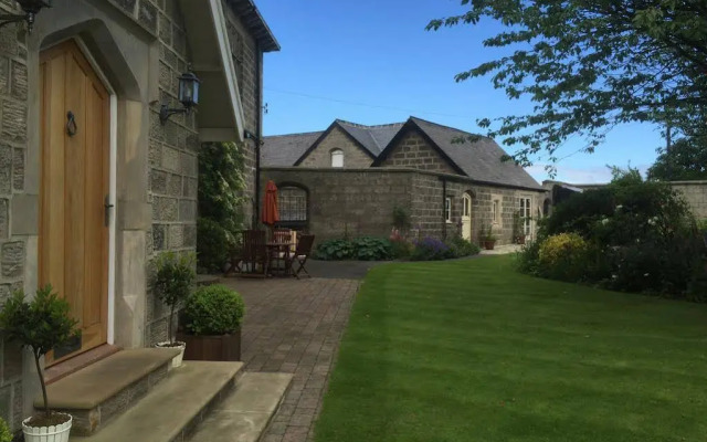 Hazel Manor