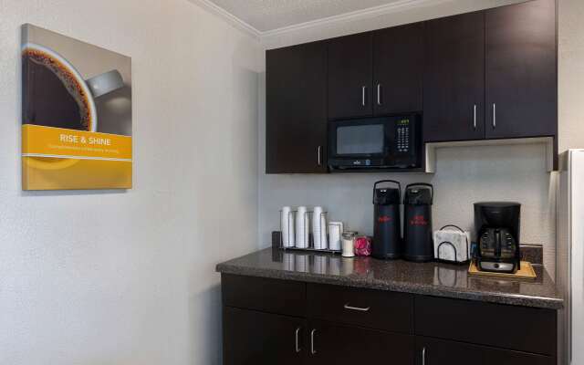 Motel 6 Cookeville, TN