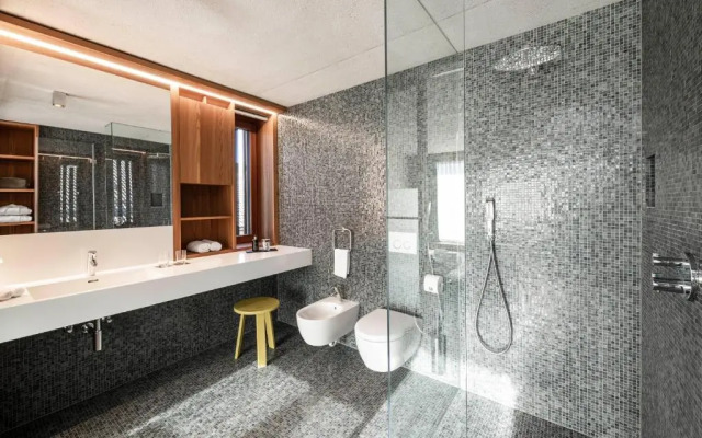 La Paula Apartments & Suites