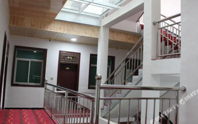 Jinyuan Holiday Hotel