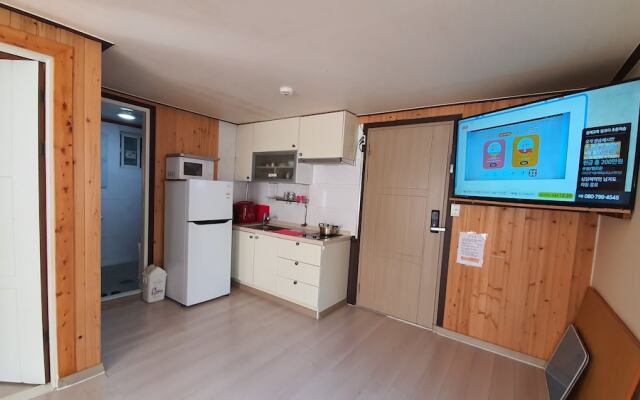 Ulleung Haeoreum Pension