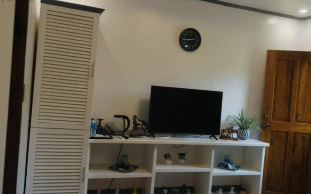 E and N Paradise Island Resort