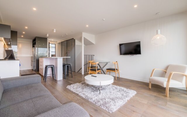 Private 3 Bedroom with Ensuite Bathrooms