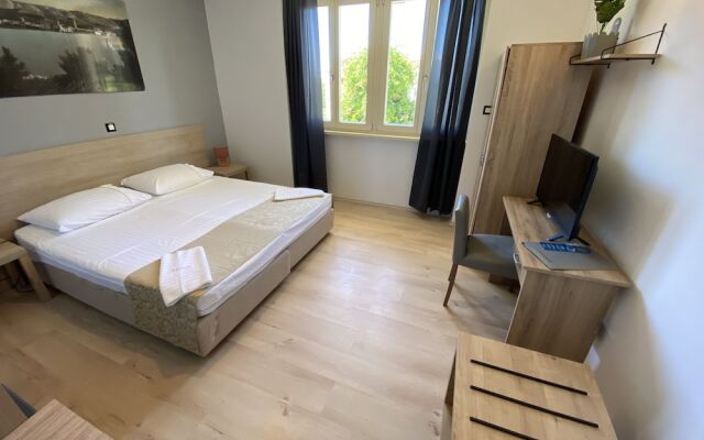 Integrated Hotel Arbia - Villa Magdalena