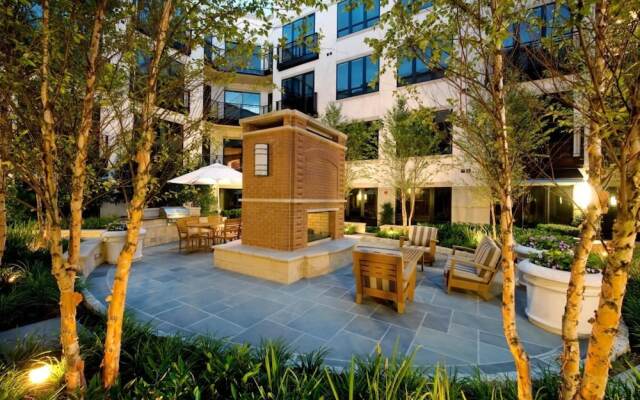 Global Luxury Suites at Brewers Hill