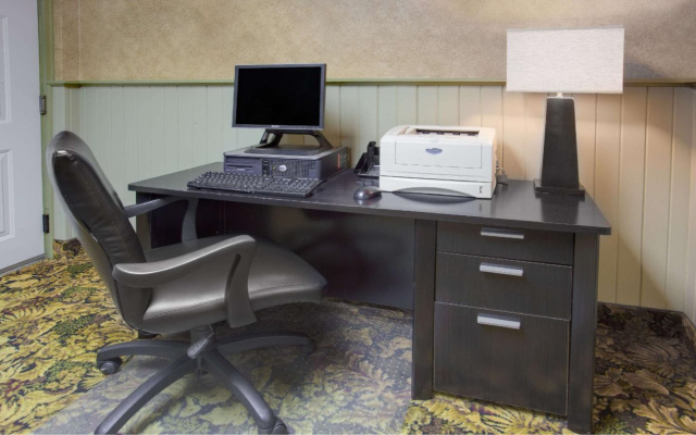 I-80 Inn & Suites