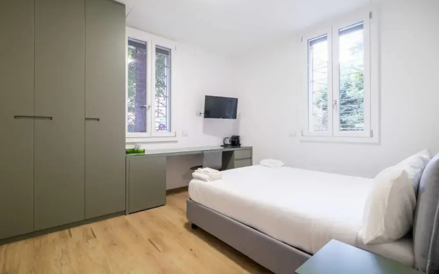 Casa Due Agosto Sleek and Central