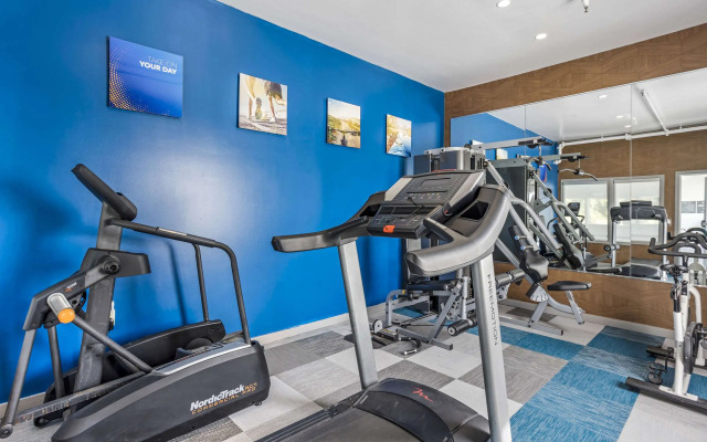 Comfort Inn & Suites Harrisburg-Hershey North