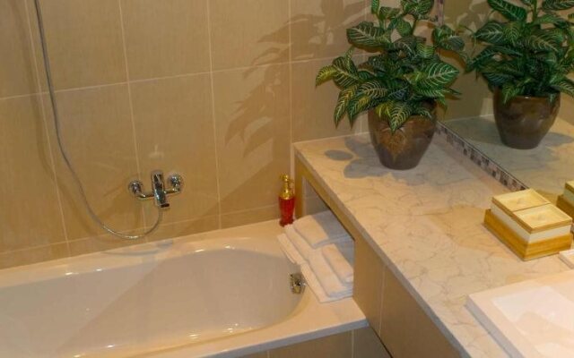 Schwarz Wienerwald Appartements