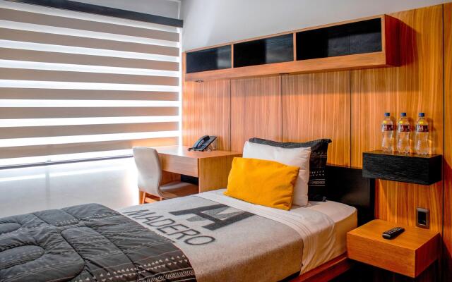 Madero Hotel & Suites