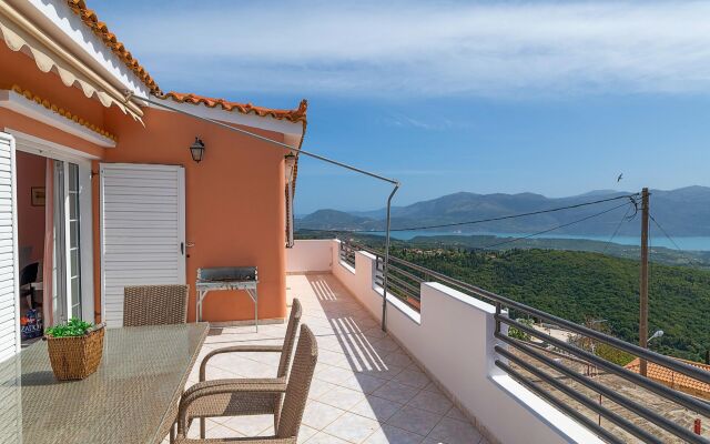 Τhree Storey Villa with Infinity Pool