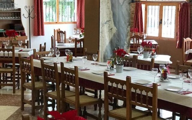 Hostal Restaurante El Cruce