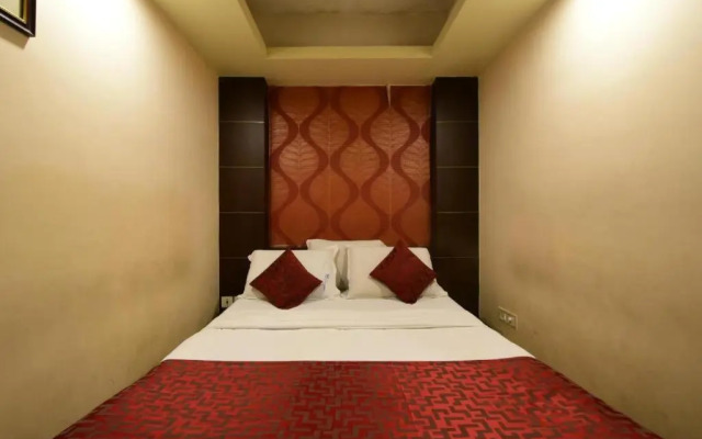Hotel Shastri Paradise