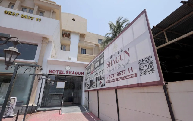 HOTEL SHAGUN ROOMS & BANQUET Surat