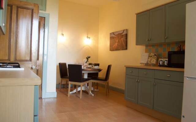 2 Bedroom Apartment With Castle Views