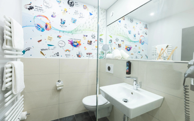 Holiday Inn - the niu, Stream Monchengladbach by IHG