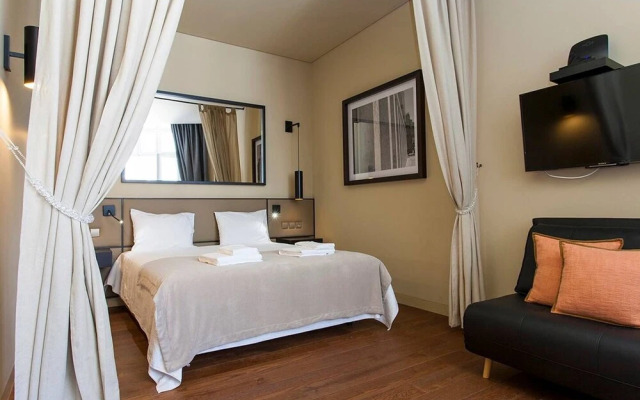 Downtown Market Studio Apartment Rentexperience