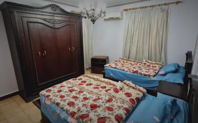 Comfy 3 Bedrooms Apartment in Cairo 87