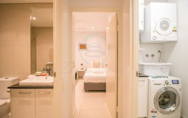 ZEN CENTRAL AMBIENT - 3Bedroom Apartment
