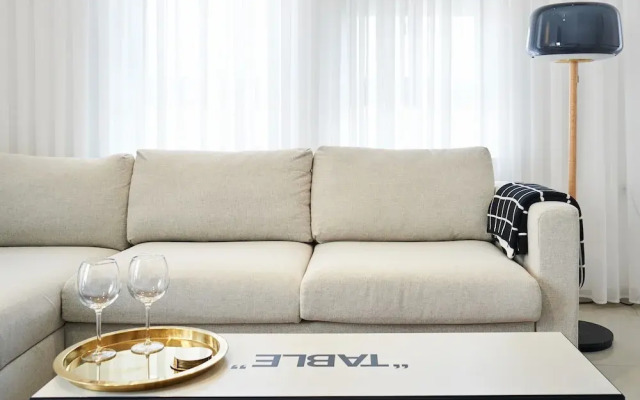 Yehuda Market Suite
