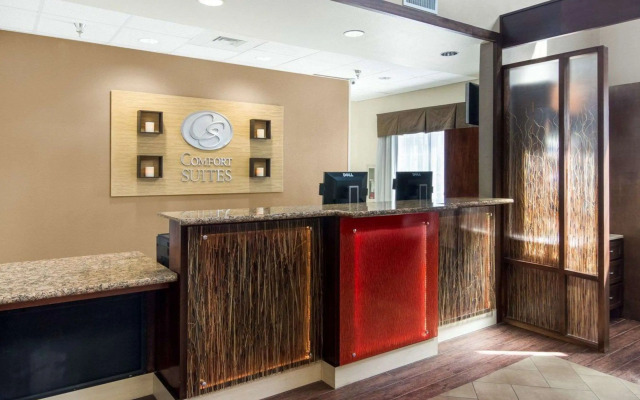 Comfort Suites Odessa near University