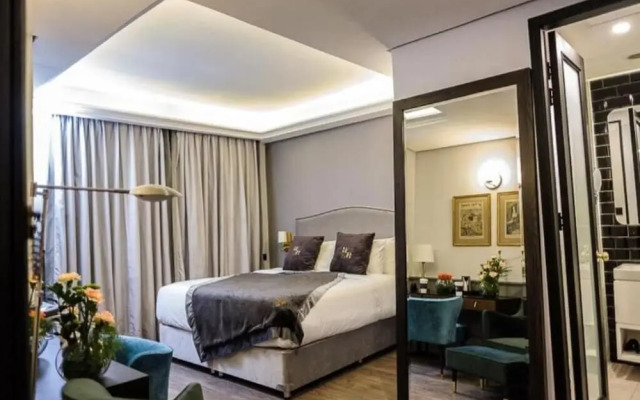 Ambiance Boutique Art Hotel Lahore
