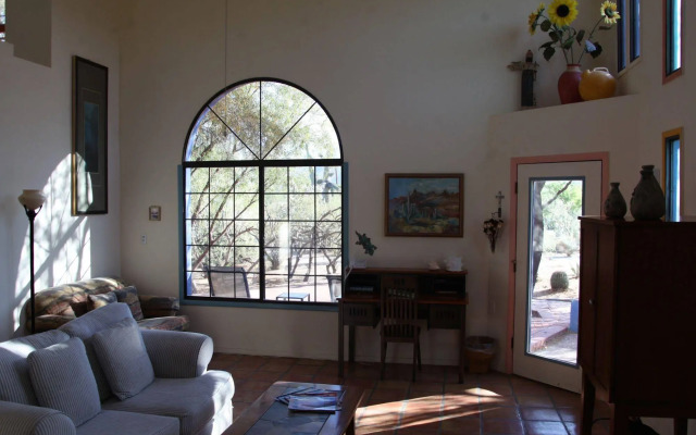 Azure Gate Bed And Breakfast