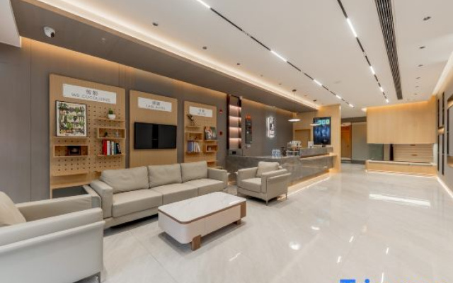 Home Inn Hotel (Shanghai Changhai Hospital Xiangyin Road Subway Station)