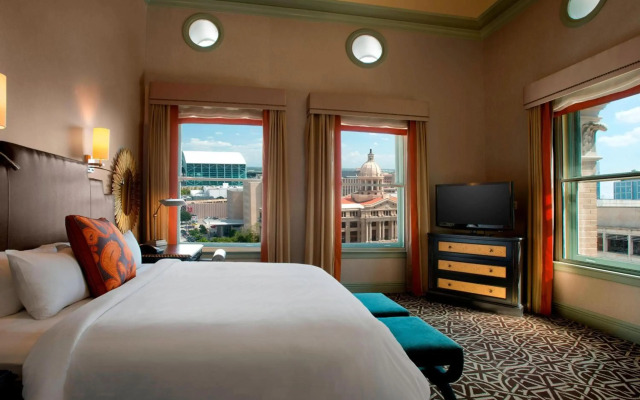 Hotel ICON Autograph Collection by Marriott