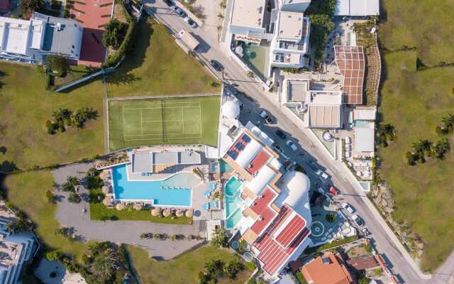 Kouros Home and Suites