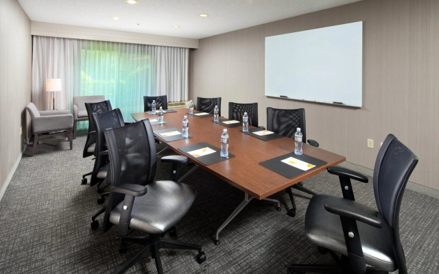 Courtyard by Marriott Pasadena/Old Town