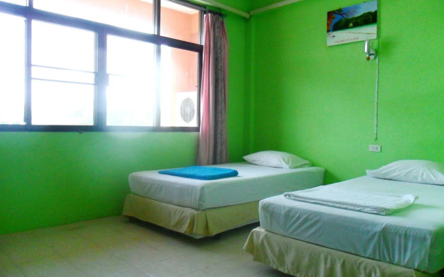 Sawasdee Guest House (Formerly Na Mo Guesthouse)