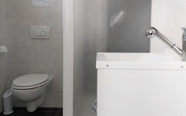 Welcomely - Senyera Apartment